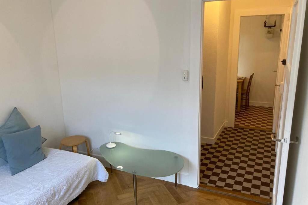 Parking & Appartement 2 Pieces Sans Traffic Lausanne Luaran gambar